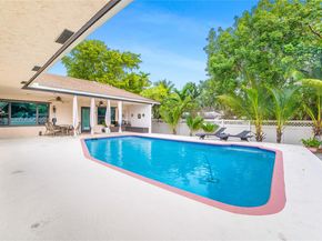 614 NE 3rd St, Dania Beach FL 33004