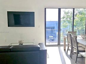 7105 NE 4 Ct, Miami FL 33138