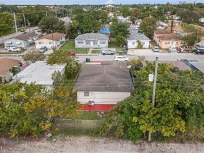 745 NW 3rd Ct, Hallandale Beach FL 33009