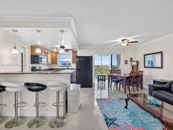 2731 NE 14th St Cswy 1019, Pompano Beach FL 33062