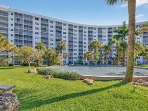 2731 NE 14th St Cswy 1019, Pompano Beach FL 33062