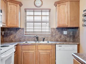 3660 Citrus Trce 4, Davie FL 33328