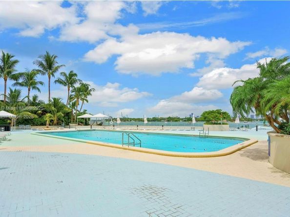 1200 West Ave 611, Miami Beach FL 33139