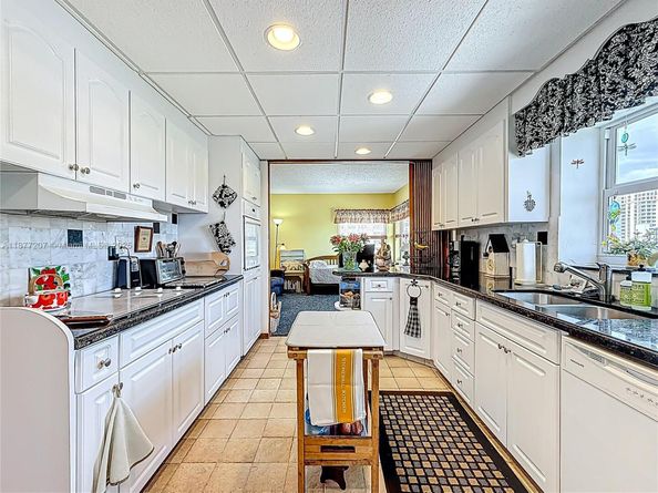 3209 S Ocean Dr 6O, Hallandale Beach FL 33009