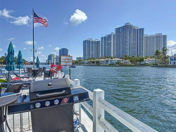 3209 S Ocean Dr 6O, Hallandale Beach FL 33009