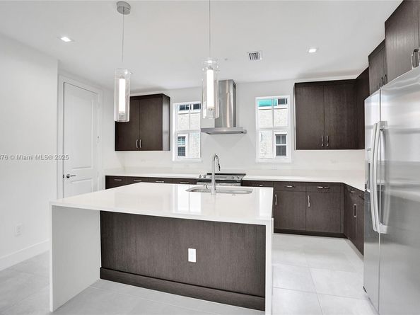 63 NW 4th Ave, Delray Beach FL 33444