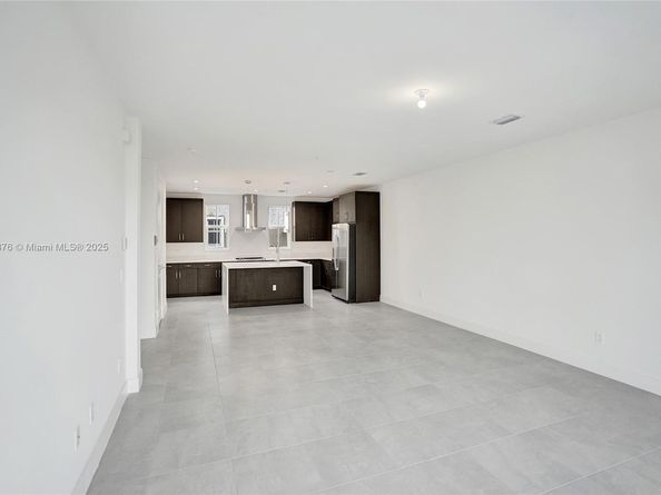 63 NW 4th Ave, Delray Beach FL 33444