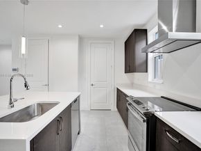 63 NW 4th Ave, Delray Beach FL 33444