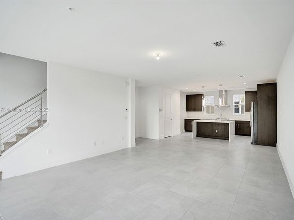 63 NW 4th Ave, Delray Beach FL 33444