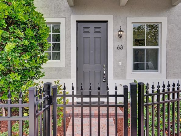 63 NW 4th Ave, Delray Beach FL 33444