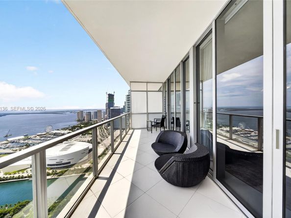 1100 Biscayne Blvd 5502, Miami FL 33132