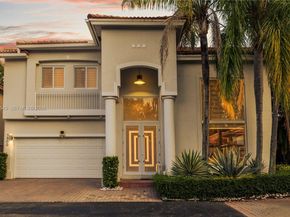 5869 NW 112th Ct, Doral FL 33178