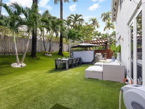 5869 NW 112th Ct, Doral FL 33178