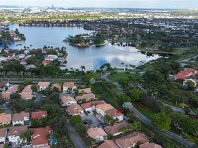 5869 NW 112th Ct, Doral FL 33178