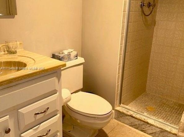 311 S Hollybrook Dr 202, Pembroke Pines FL 33025