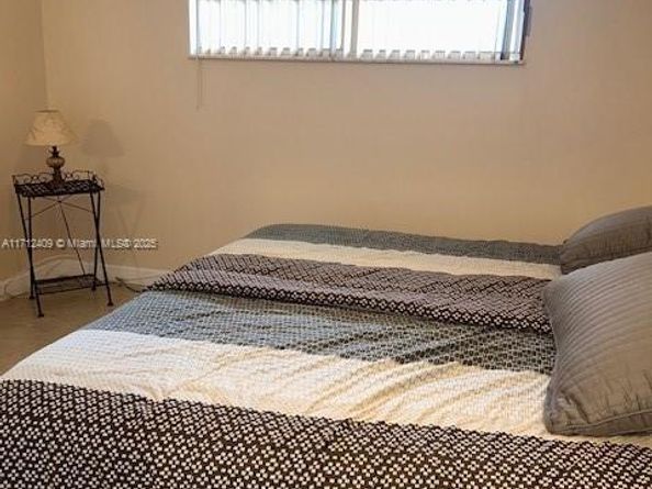 311 S Hollybrook Dr 202, Pembroke Pines FL 33025