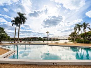 1100 SW 130th Ave 304H, Pembroke Pines FL 33027