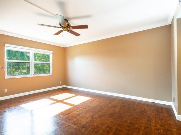 1100 SW 130th Ave 304H, Pembroke Pines FL 33027