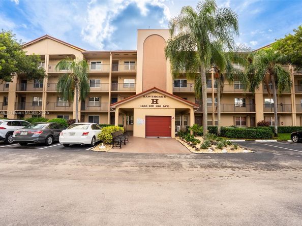 1100 SW 130th Ave 304H, Pembroke Pines FL 33027