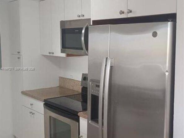 36 NW 6th Ave 504, Miami FL 33128
