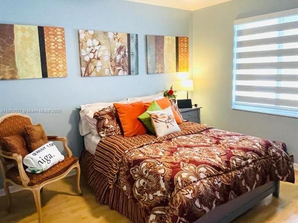 18336 NW 6th St, Pembroke Pines FL 33029