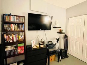 18336 NW 6th St, Pembroke Pines FL 33029