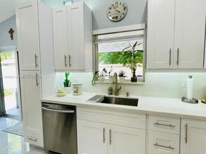 18336 NW 6th St, Pembroke Pines FL 33029