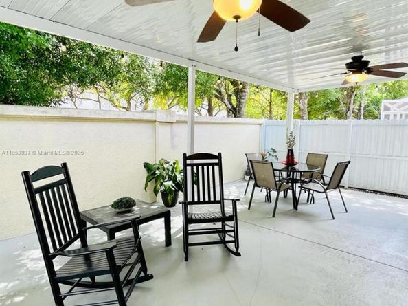 18336 NW 6th St, Pembroke Pines FL 33029