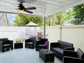 18336 NW 6th St, Pembroke Pines FL 33029