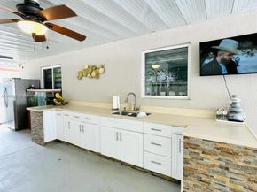 18336 NW 6th St, Pembroke Pines FL 33029