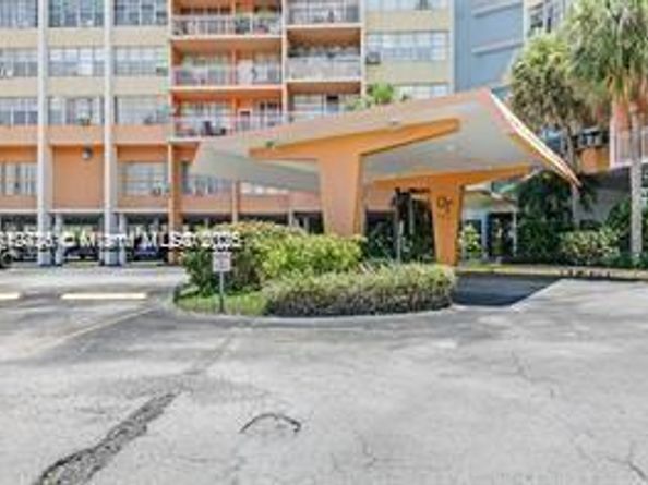 2025 NE 164th St 904, North Miami Beach FL 33162