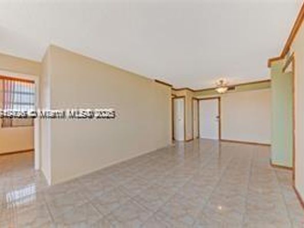 2025 NE 164th St 904, North Miami Beach FL 33162