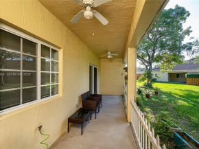 1212 NE 32nd Ter, Homestead FL 33033