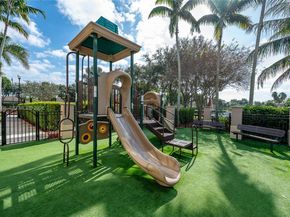 1212 NE 32nd Ter, Homestead FL 33033