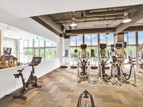 16385 Biscayne Blvd 403, North Miami Beach FL 33160