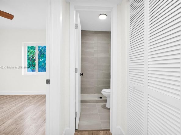 88 SW 29th Ave, Miami FL 33135