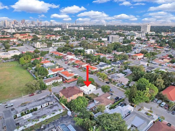 88 SW 29th Ave, Miami FL 33135
