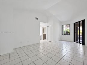 200 NW 97th Ave, Plantation FL 33324