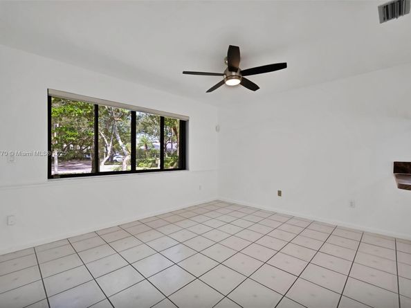200 NW 97th Ave, Plantation FL 33324