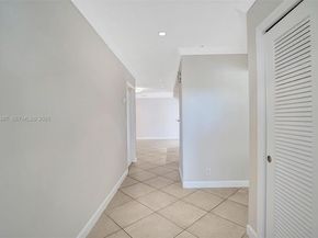 470 NW 46th Ave, Plantation FL 33317