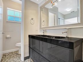 470 NW 46th Ave, Plantation FL 33317