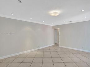 470 NW 46th Ave, Plantation FL 33317