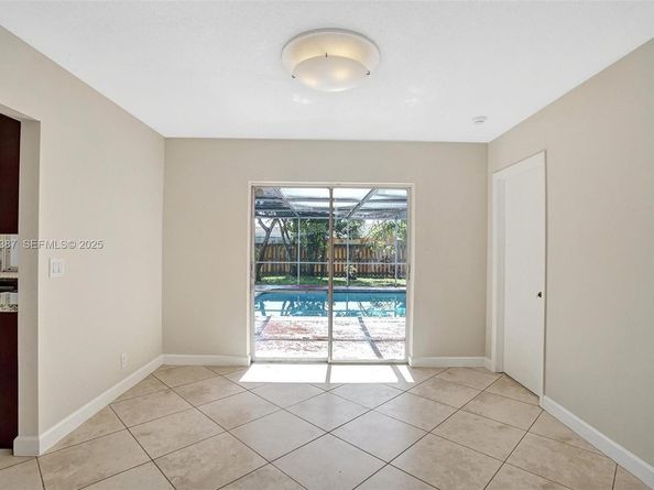 470 NW 46th Ave, Plantation FL 33317