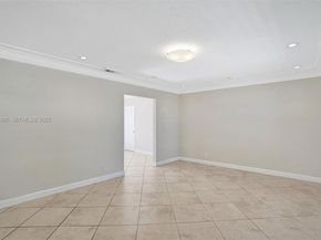 470 NW 46th Ave, Plantation FL 33317