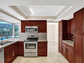 470 NW 46th Ave, Plantation FL 33317