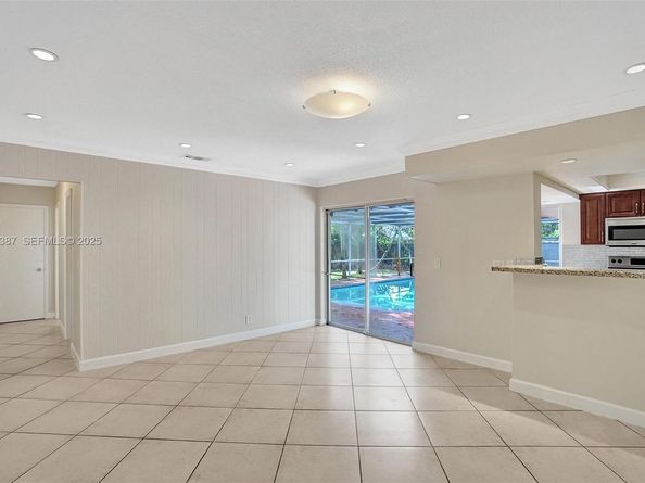 470 NW 46th Ave, Plantation FL 33317