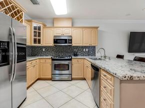 2841 Day Ave 2841, Miami FL 33133
