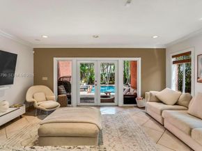 2841 Day Ave 2841, Miami FL 33133