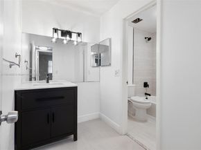 15520 SW 80th St B301, Miami FL 33193