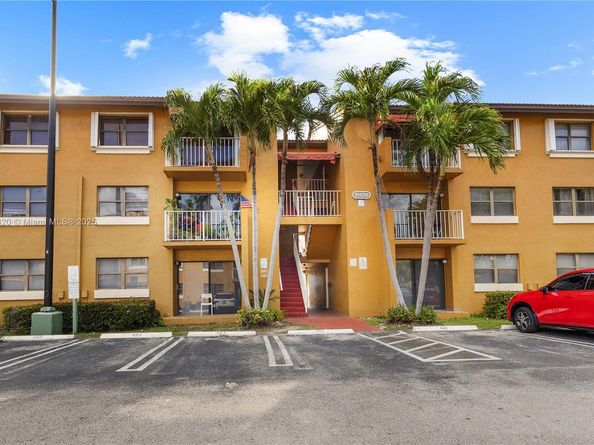 15520 SW 80th St B301, Miami FL 33193